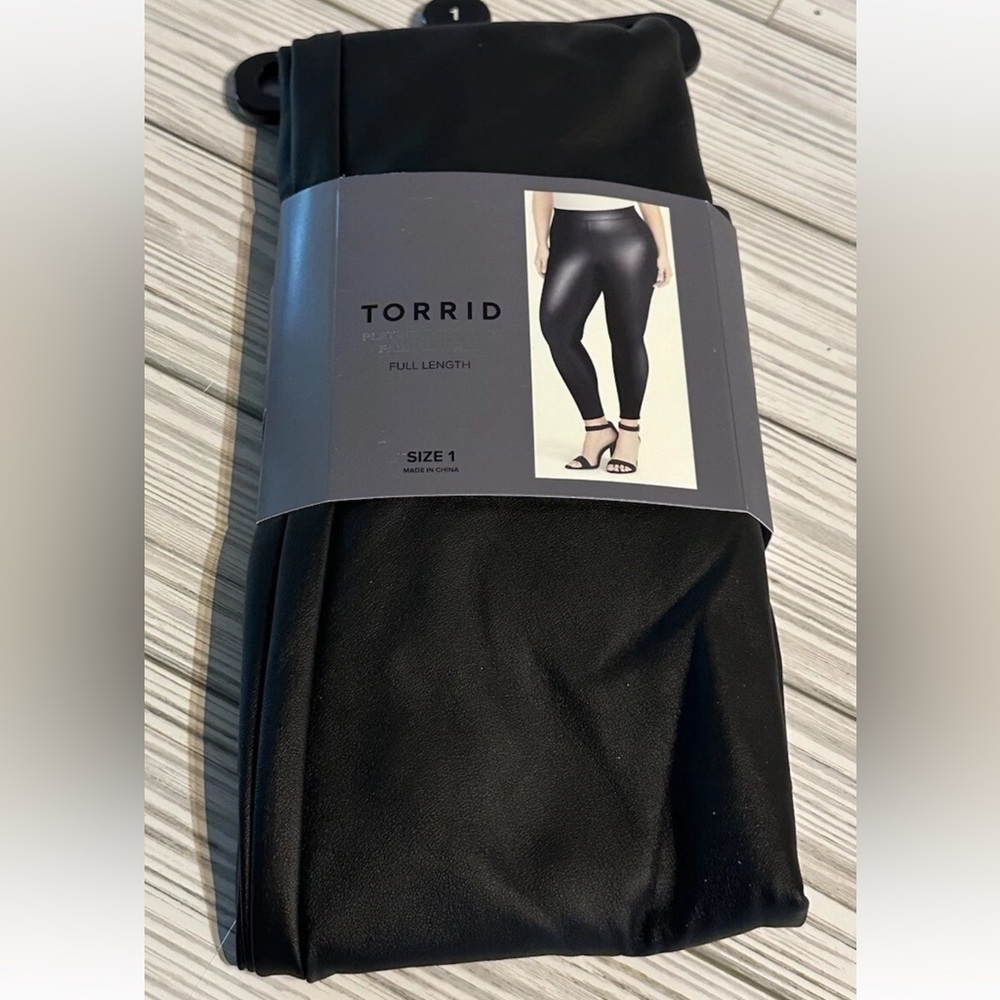 Torrid Black Faux Leather Full Length Platinum Leggings Size 1/14W-16W NEW!